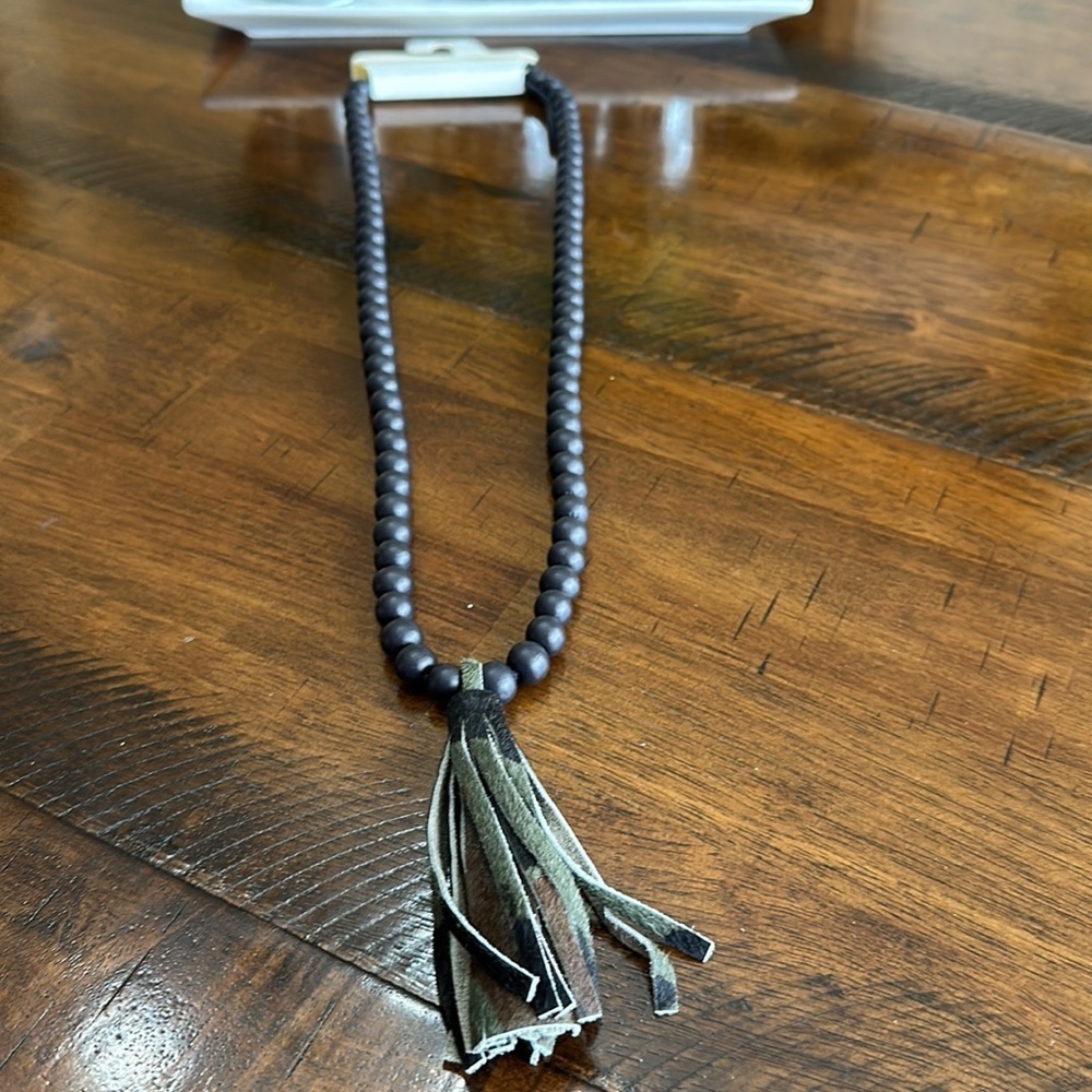 Cato Necklace - Picture 5 of 7